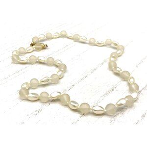 Vintage White and Frosted Bead Necklace With Gold Tone Clasp